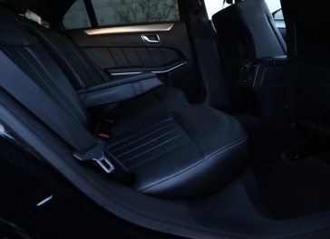 Mercedes-Benz E250
