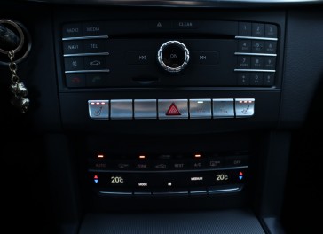 Mercedes-Benz E250